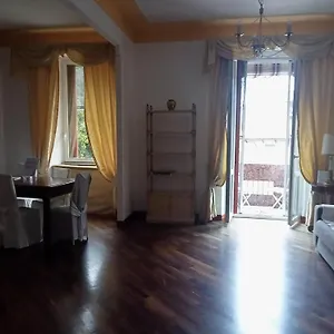  Apartment Florian