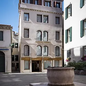 Anastasia Hotel Venise